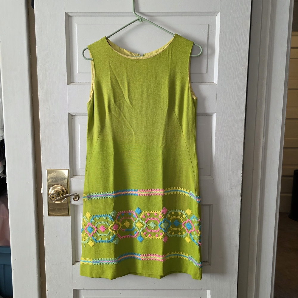 Vibrant Green Sleeveless Dress with Colorful Pattern